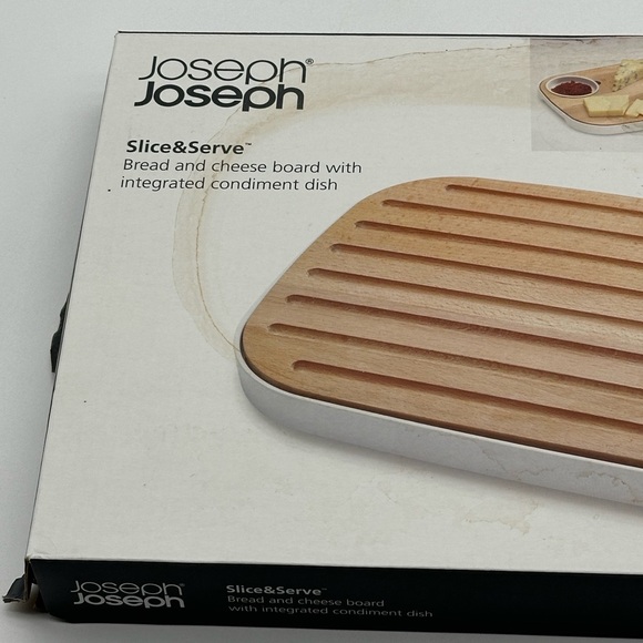 New Joseph Joseph Slice & Serve Bread and Cheese Board No. 70075 - Picture 2 of 5
